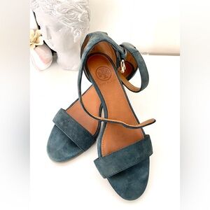 Tory Burch Savannah Wedge Sandal Sz 5